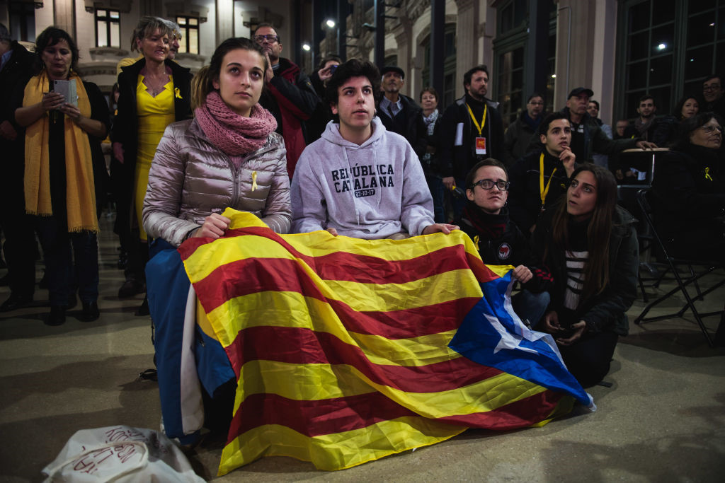 Phe ủng hộ độc lập chiến thắng bầu cử lịch sử ở Catalonia